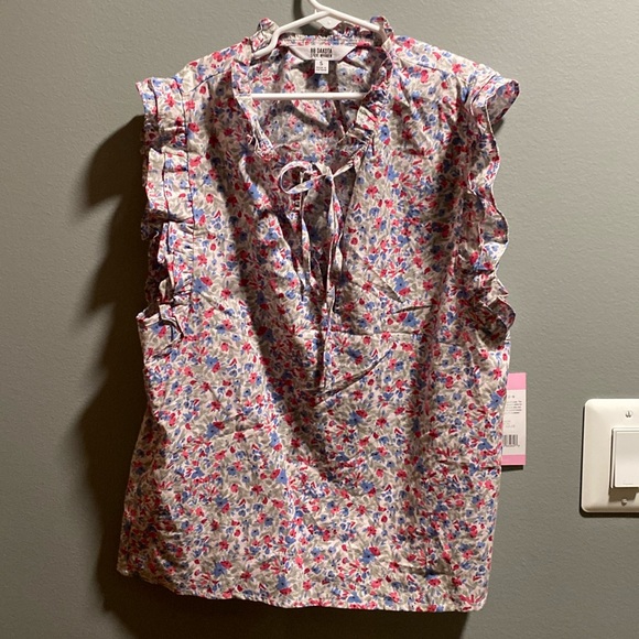 BB Dakota by Steve Madden Tops - BRAND NEW TOP SIZE SMALL! NWT. SMOKE FREE HOME!